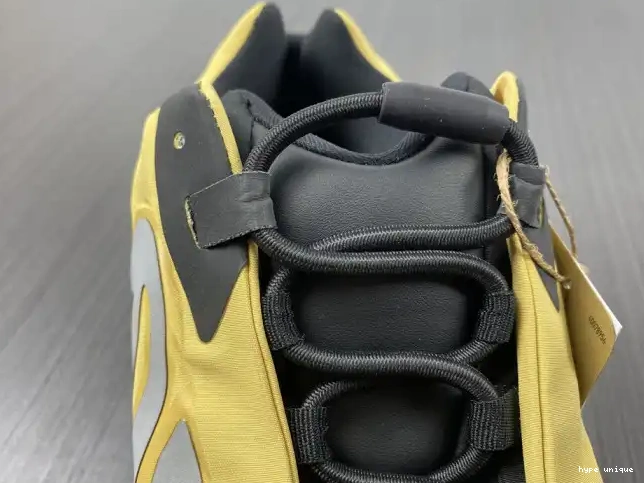 hype GZ0717 Flux' 700 Boost 'Honey Yeezy MNVN 0530